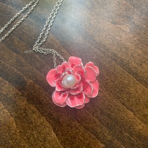 Vantel Pearls Necklace